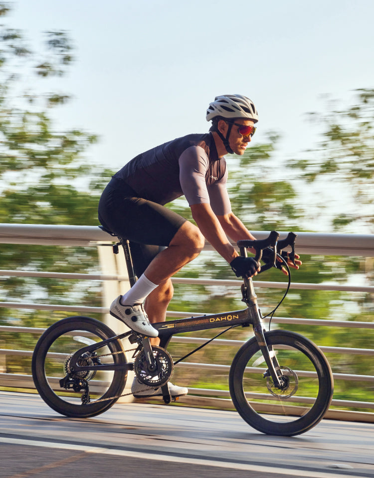 Rider on a DAHON Performance bike